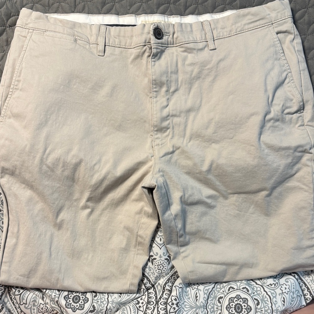 Goodthreads Men's Beige Chinos